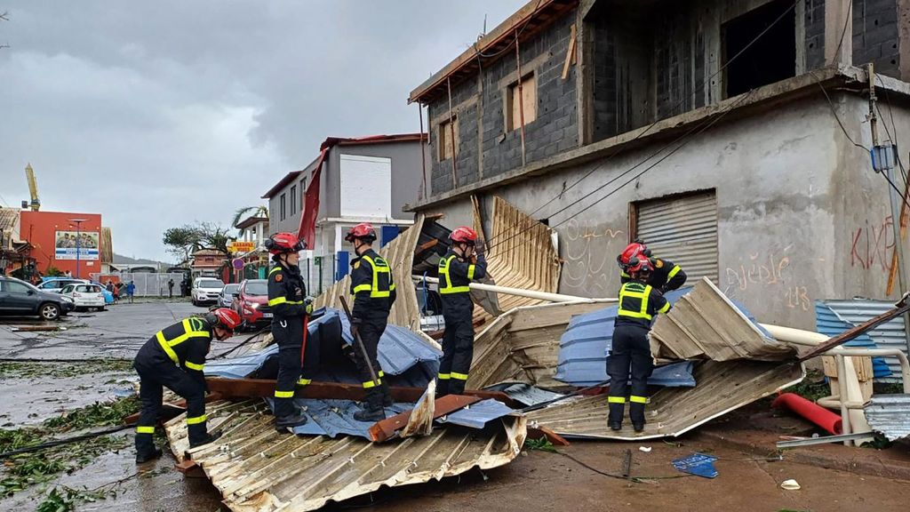 French-rescue-operation-underway-on-Mayotte