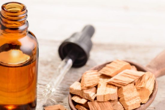 What is sandalwood essential oil used for_-2