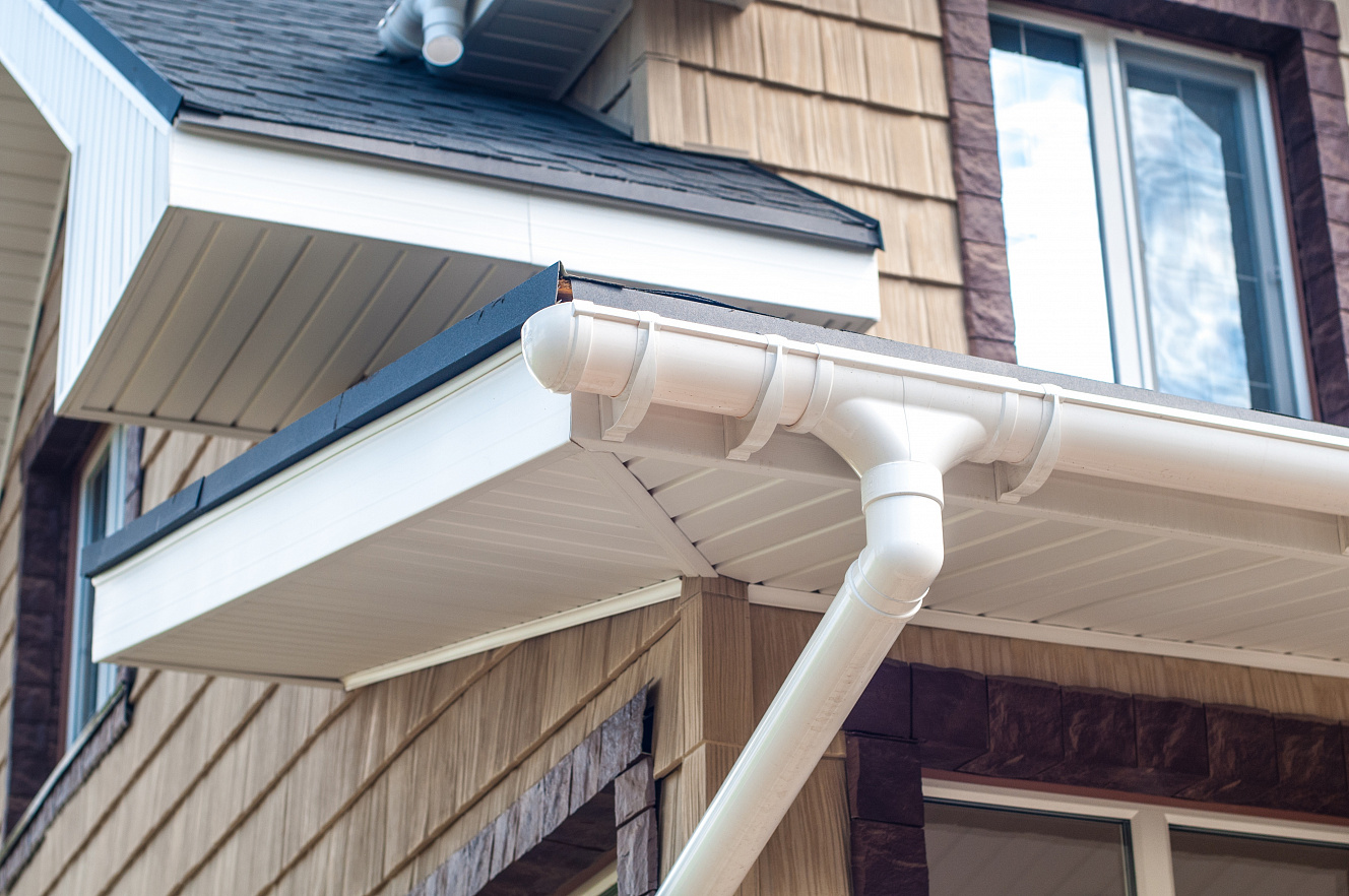 seamless gutters hampton va