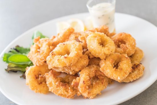 fried-squid-calamari-rings_1339-4716