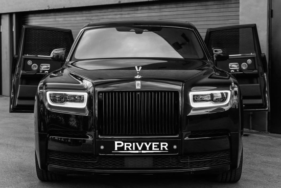 21564613-privyer-limousine-services2-1056x757