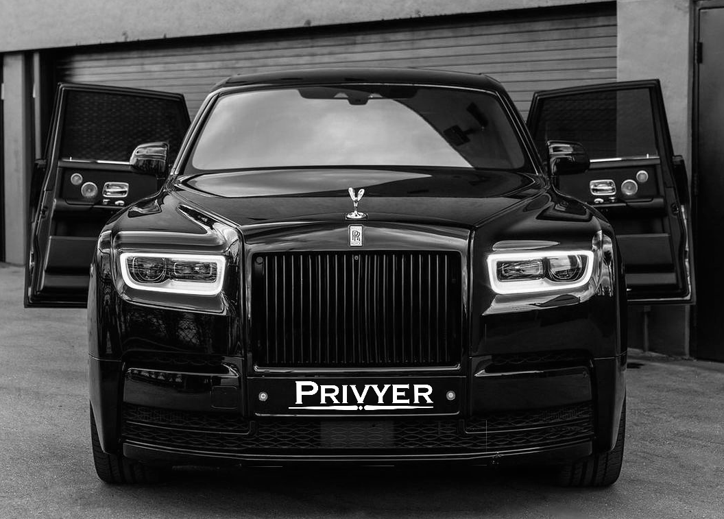 21564613-privyer-limousine-services2-1056x757