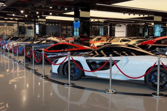 Luxury-Car-Showroom-in-Dubai-1536x832 (1)