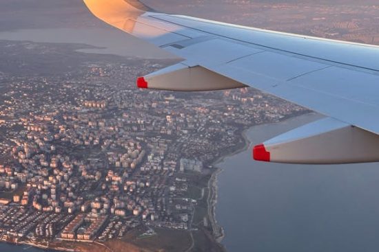 free-photo-of-aerial-view-of-istanbul-from-airplane-window